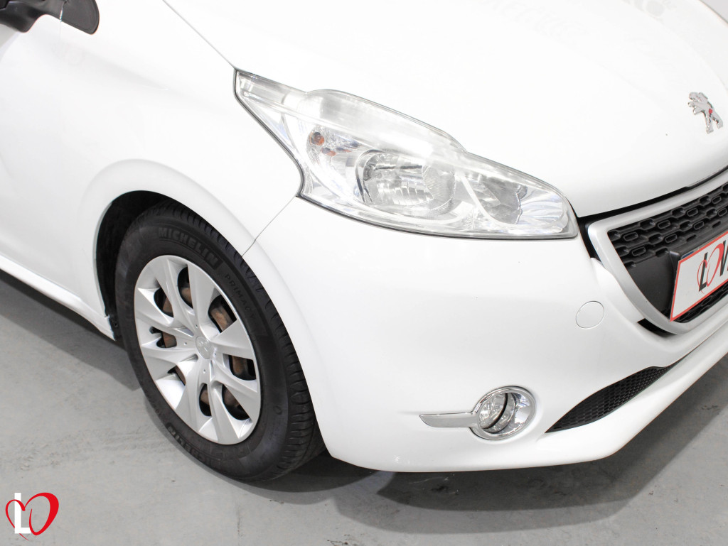 PEUGEOT 208 1.4 HDI ACCESS 3P de segunda mano