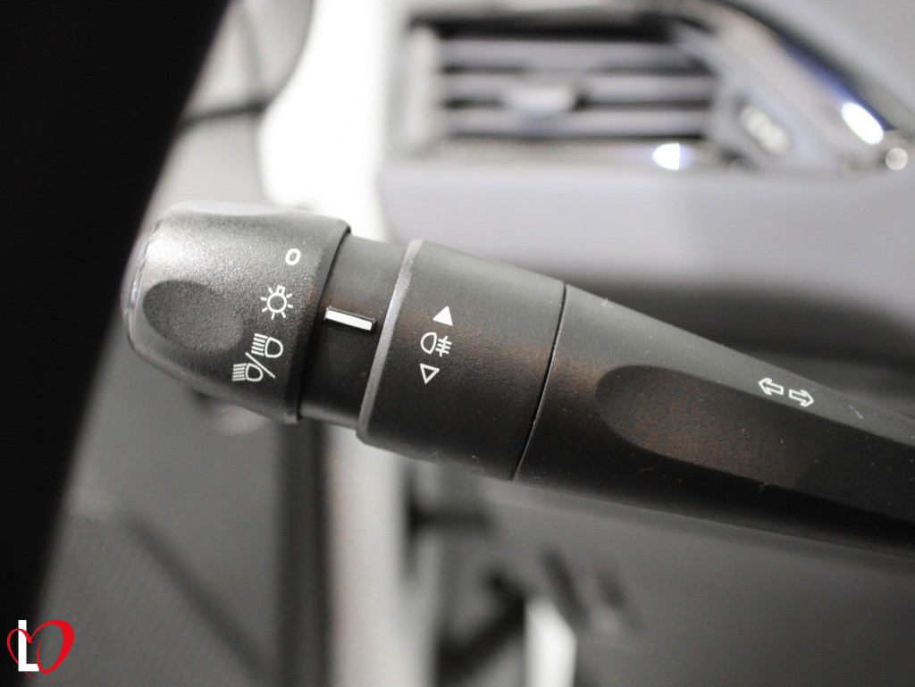 PEUGEOT 208 1.4 HDI ACCESS 3P de segunda mano