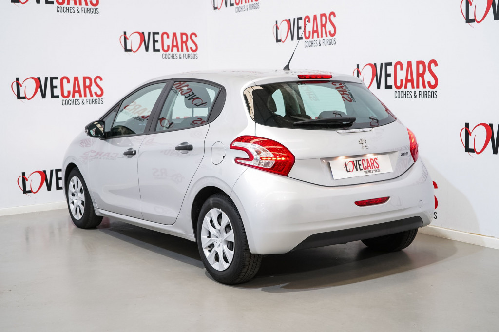 PEUGEOT 208 1.4 HDI BUSINESS LINE 75 de segunda mano