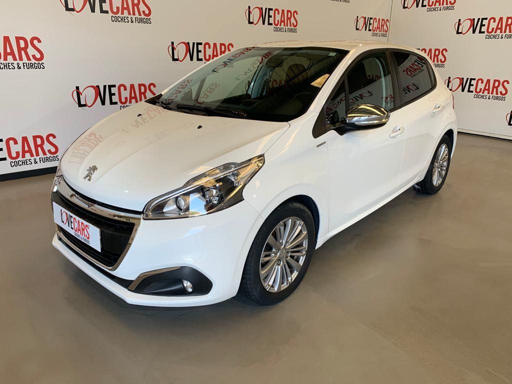 PEUGEOT 208 1.6 BlueHDI STYLE 100 de segunda mano
