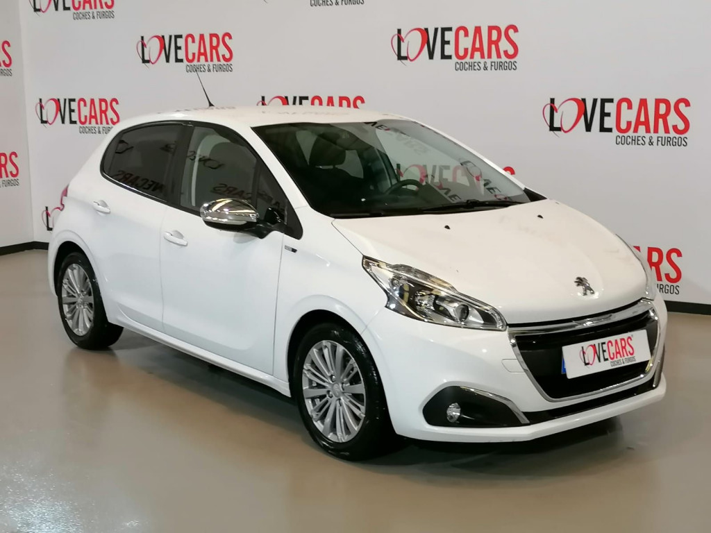 PEUGEOT 208 1.6 BlueHDI STYLE 75 de segunda mano