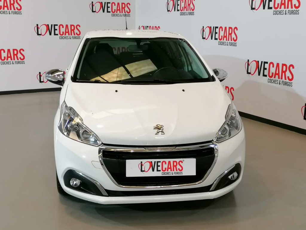 PEUGEOT 208 1.6 BlueHDI STYLE 75 de segunda mano