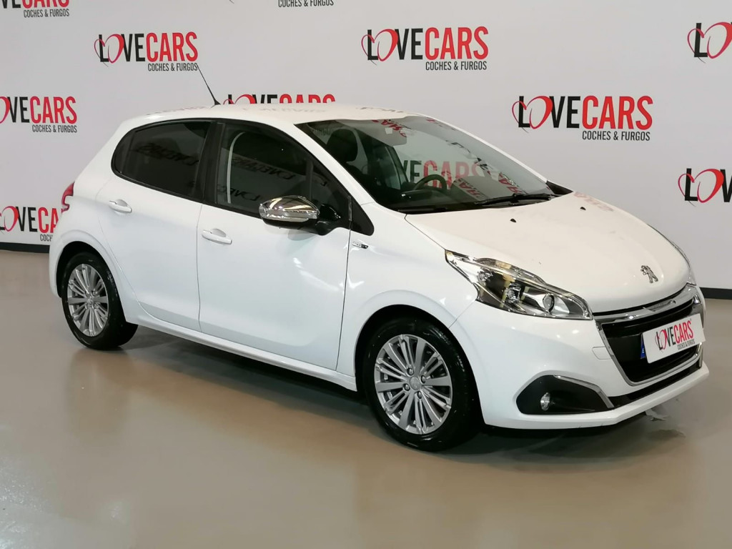 PEUGEOT 208 1.6 BlueHDI STYLE 75 de segunda mano