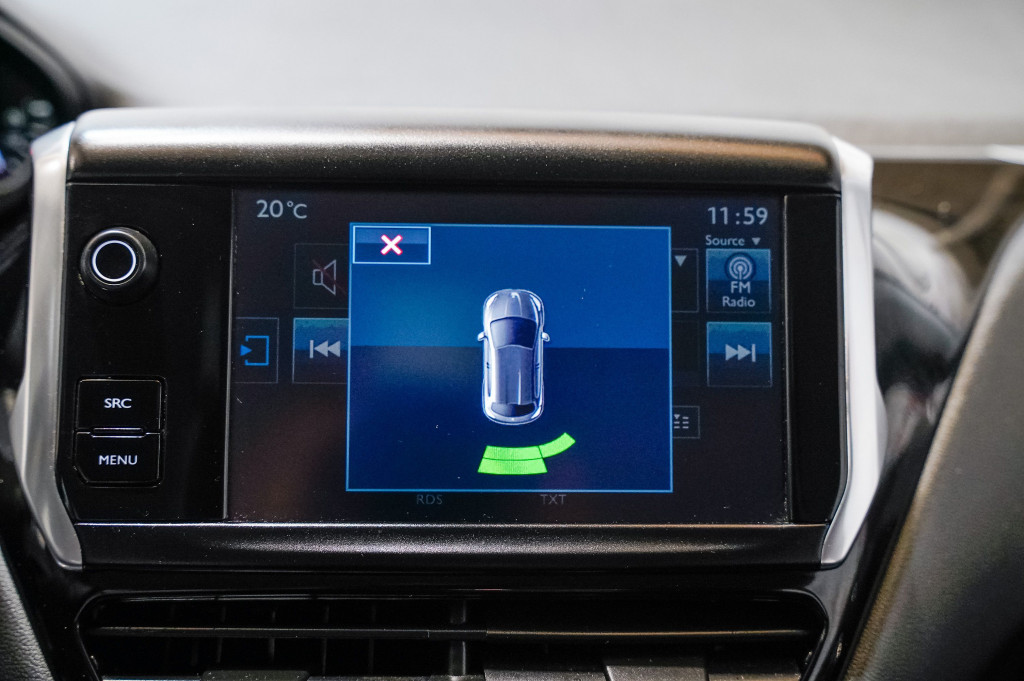 PEUGEOT 208 1.6 HDI ACTIVE 100 de segunda mano