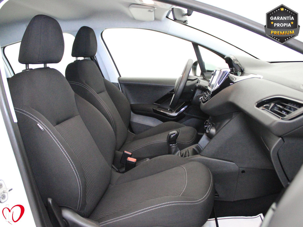 PEUGEOT 208 BlueHDi ACTIVE 100 de segunda mano
