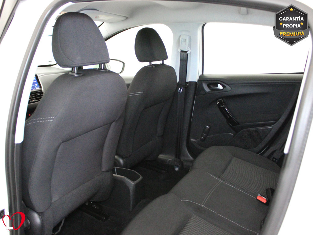 PEUGEOT 208 BlueHDi ACTIVE 100 de segunda mano