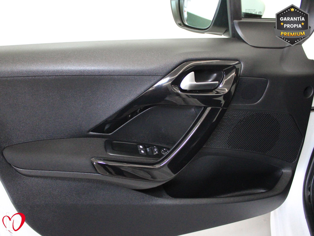 PEUGEOT 208 BlueHDi ACTIVE 100 de segunda mano