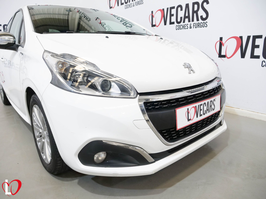 PEUGEOT 208 BlueHDI S&S SIGNATURE 100 de segunda mano