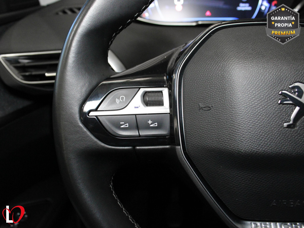 PEUGEOT 3008 1.5 BlueHDI  S&S ALLURE 130 de segunda mano