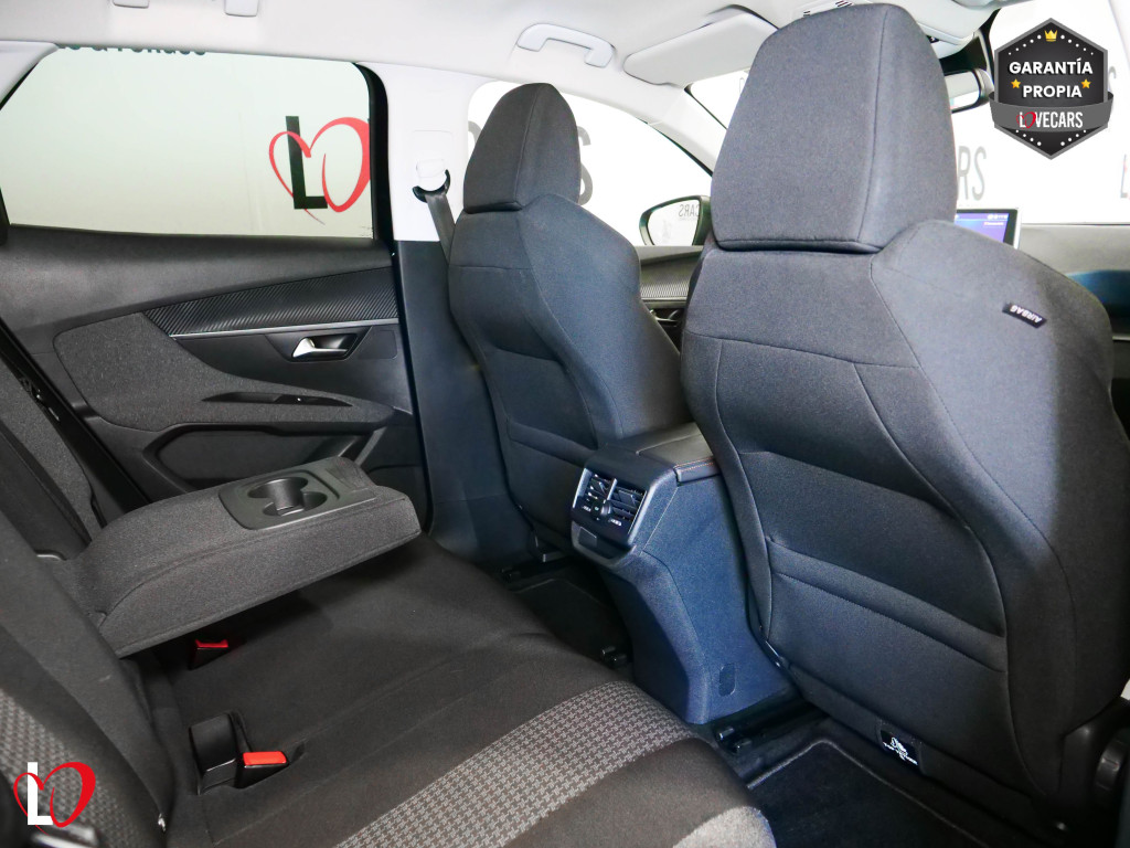PEUGEOT 3008 1.6 BlueHDI ACTIVE 120 de segunda mano