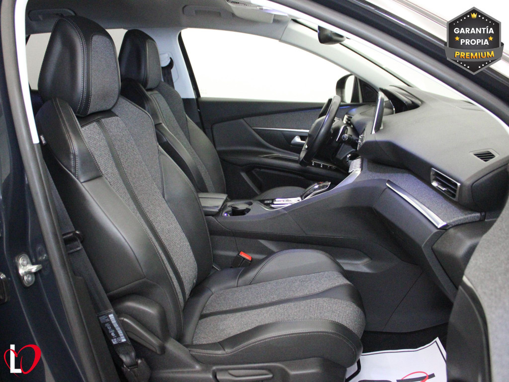 PEUGEOT 3008 Allure BlueHDi 130 S&S EAT8 de segunda mano