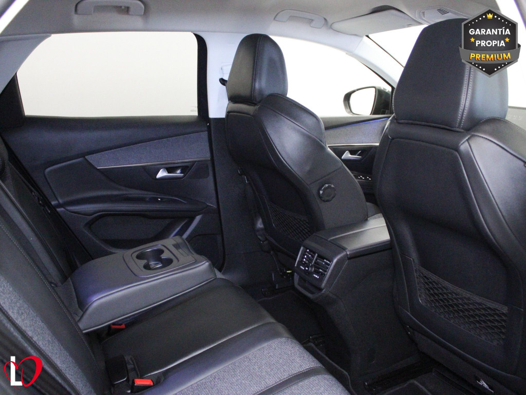 PEUGEOT 3008 Allure BlueHDi 130 S&S EAT8 de segunda mano