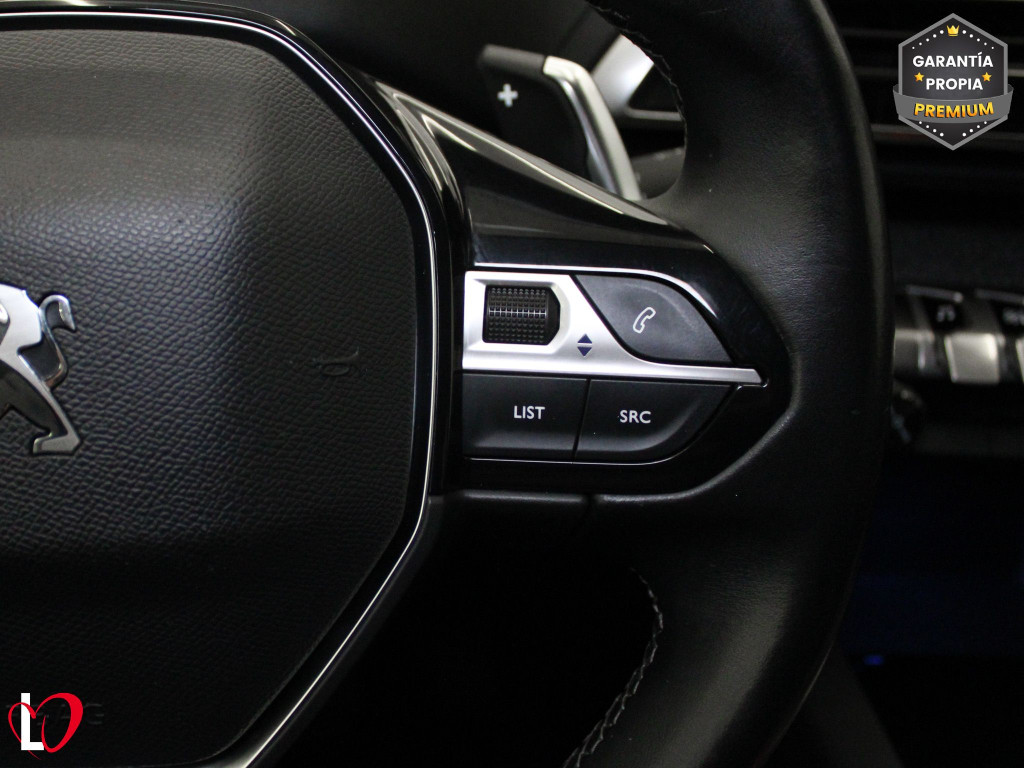 PEUGEOT 3008 Allure BlueHDi 130 S&S EAT8 de segunda mano