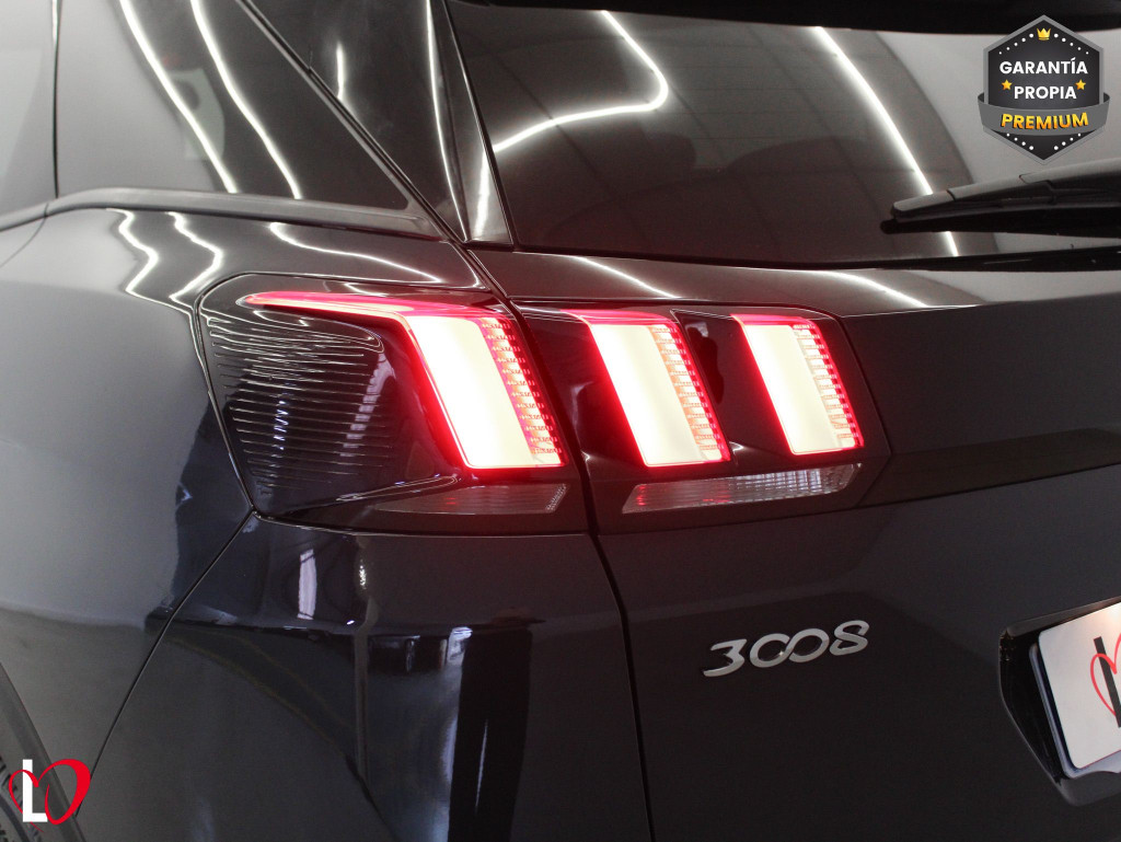 PEUGEOT 3008 Allure BlueHDi 130 S&S EAT8 de segunda mano
