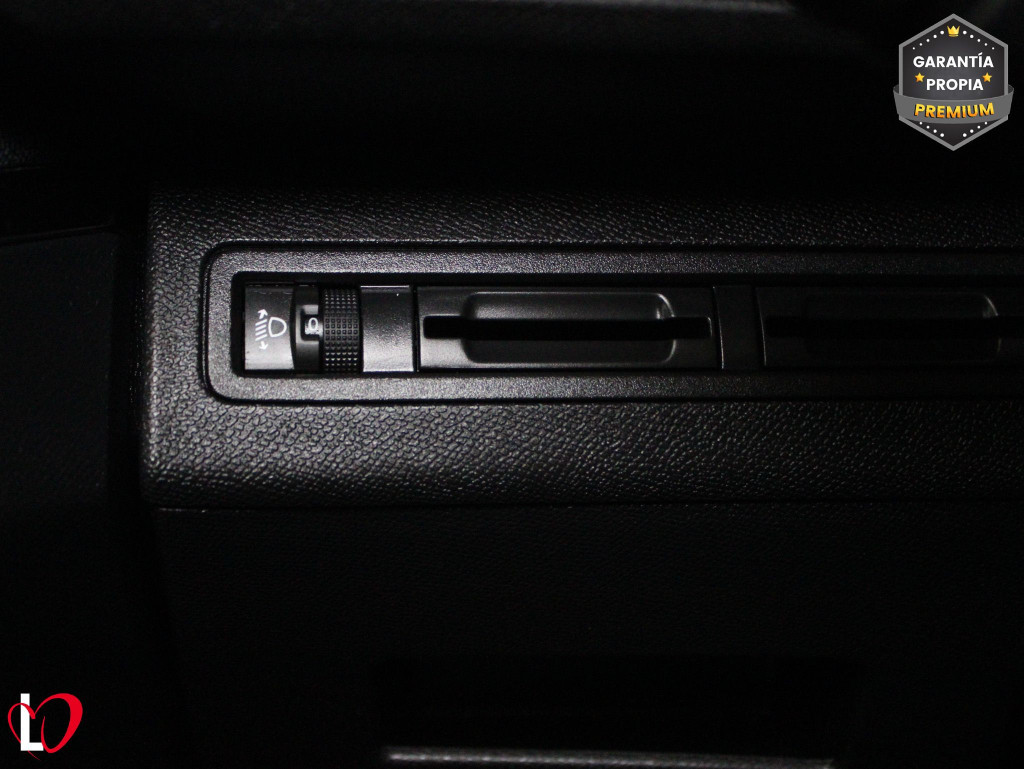 PEUGEOT 3008 Allure BlueHDi 130 S&S EAT8 de segunda mano