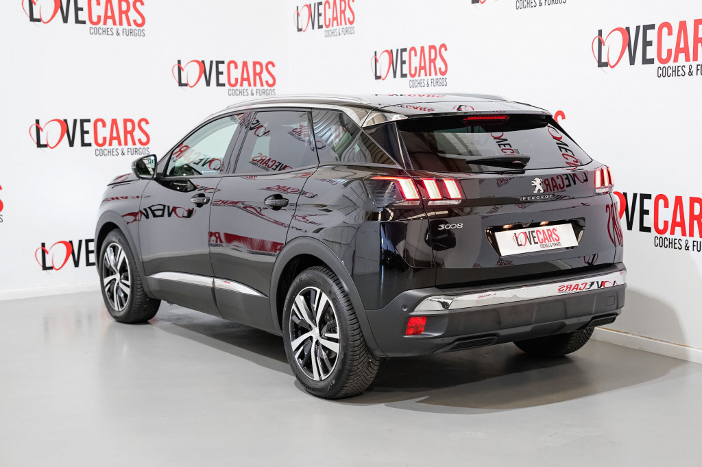 PEUGEOT 3008 BLUEHDI AUTO ALLURE 130 de segunda mano