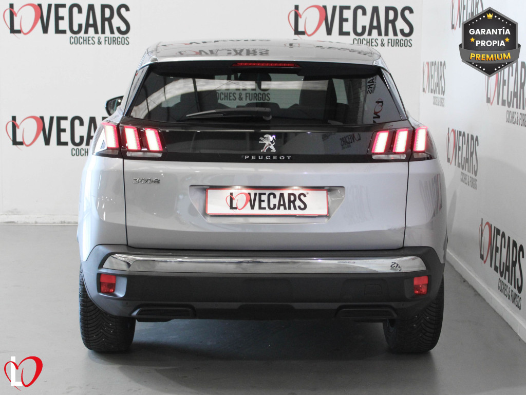 PEUGEOT 3008 BlueHDI S&S EAT8 ALLURE 130 de segunda mano