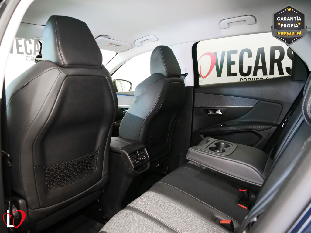 PEUGEOT 3008 BlueHDI S&S EAT8 ALLURE 130 de segunda mano