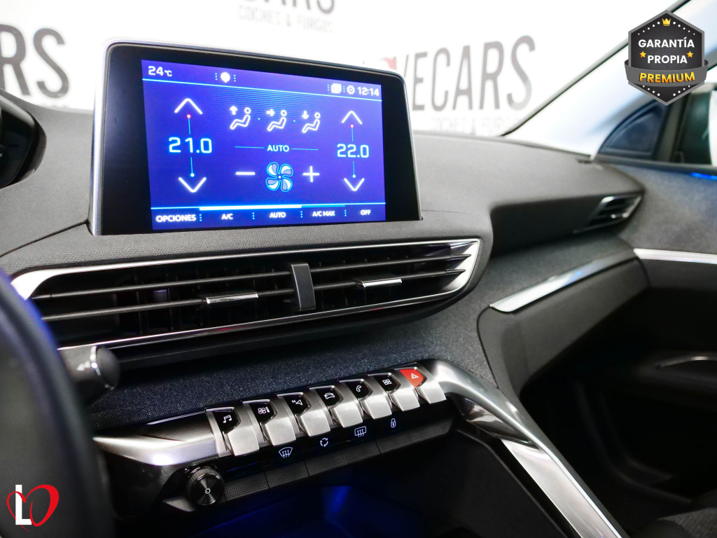 PEUGEOT 3008 BlueHDI S&S EAT8 ALLURE 130 de segunda mano
