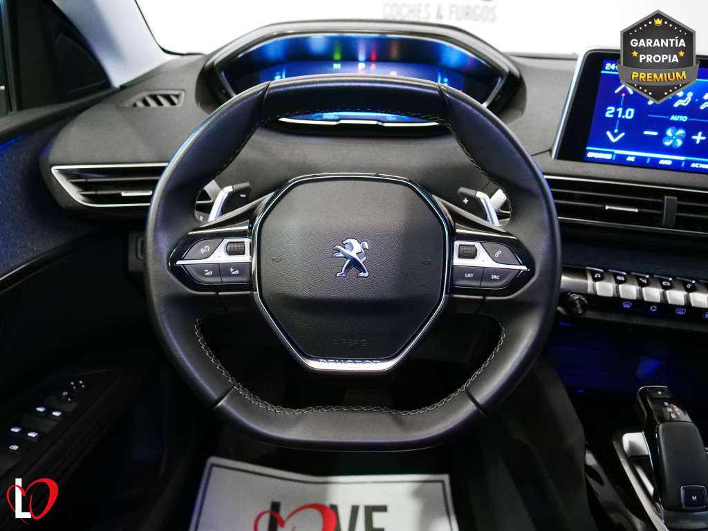 PEUGEOT 3008 BlueHDI S&S EAT8 ALLURE 130 de segunda mano