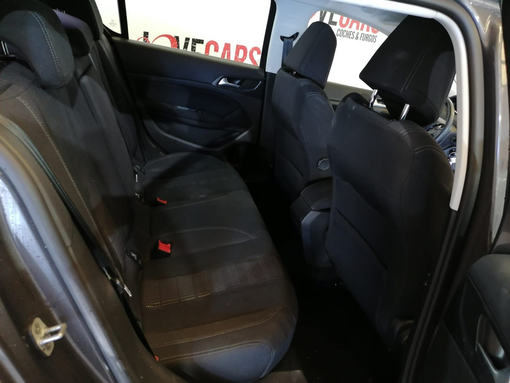 PEUGEOT 308 1.6 BLUEHDI ALLURE 120 de segunda mano