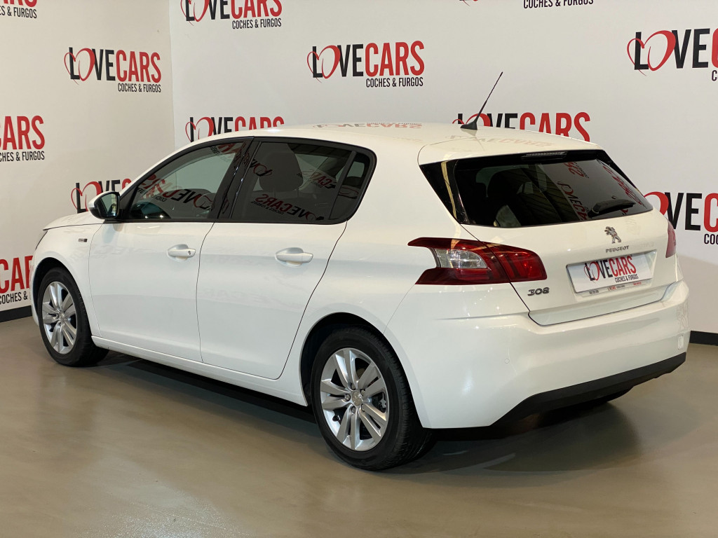 PEUGEOT 308 1.6 BlueHDI AUTOMÁTICO STYLE 120 de segunda mano