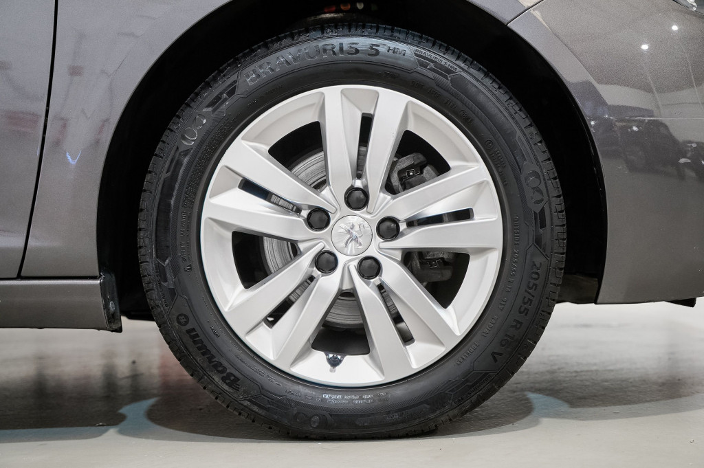 PEUGEOT 308 1.6 BlueHDI S&S ACTIVE 100 de segunda mano