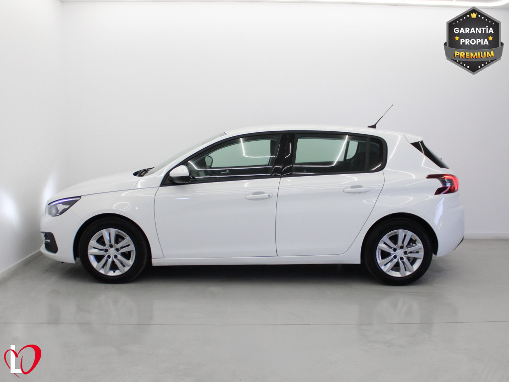 PEUGEOT 308 ACTIVE PACK BlueHDi 100 S&S 6 VEL de segunda mano