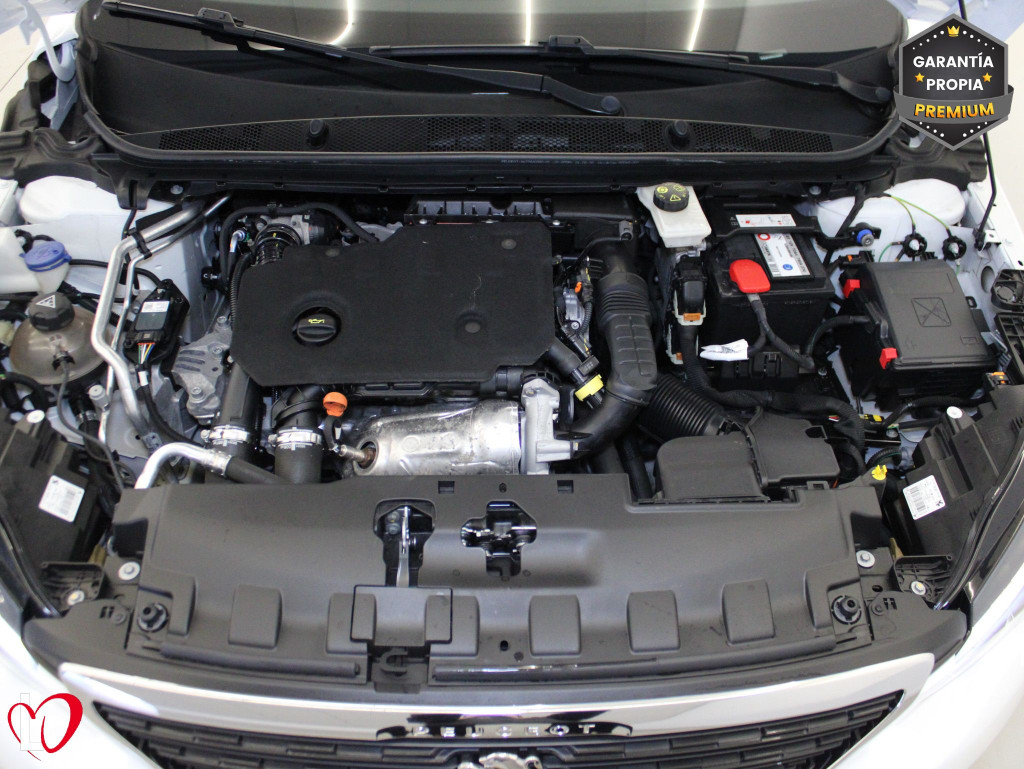 PEUGEOT 308 ACTIVE PACK BlueHDi 100 S&S 6 VEL de segunda mano