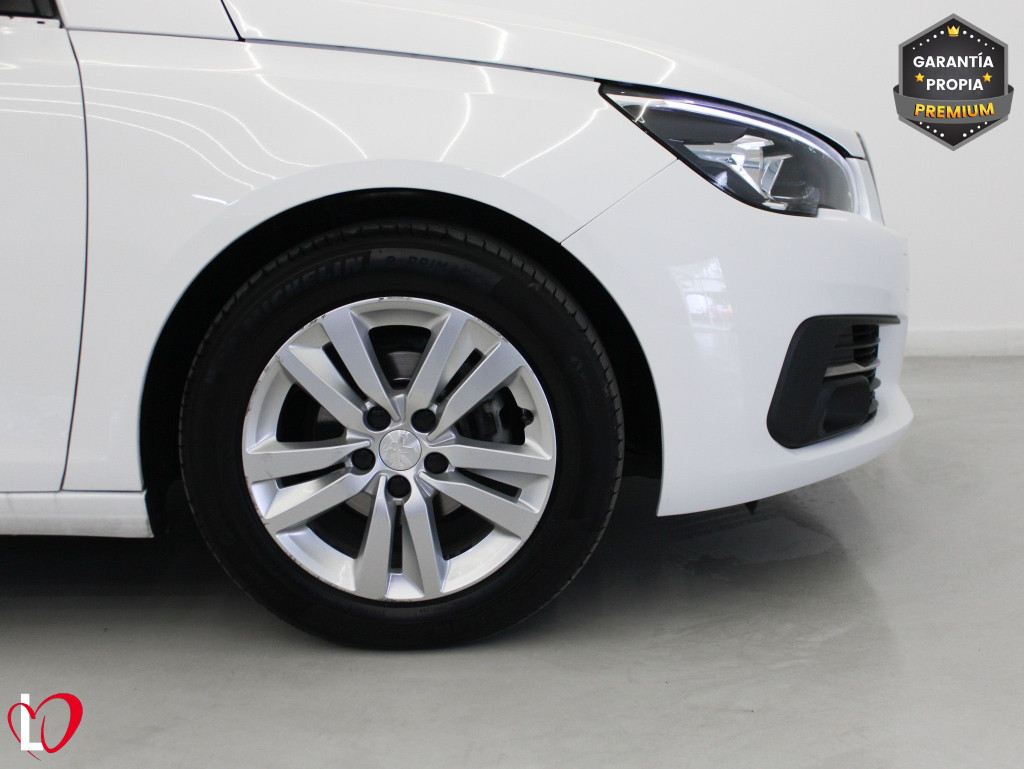 PEUGEOT 308 ACTIVE PACK BlueHDi 100 S&S 6 VEL de segunda mano