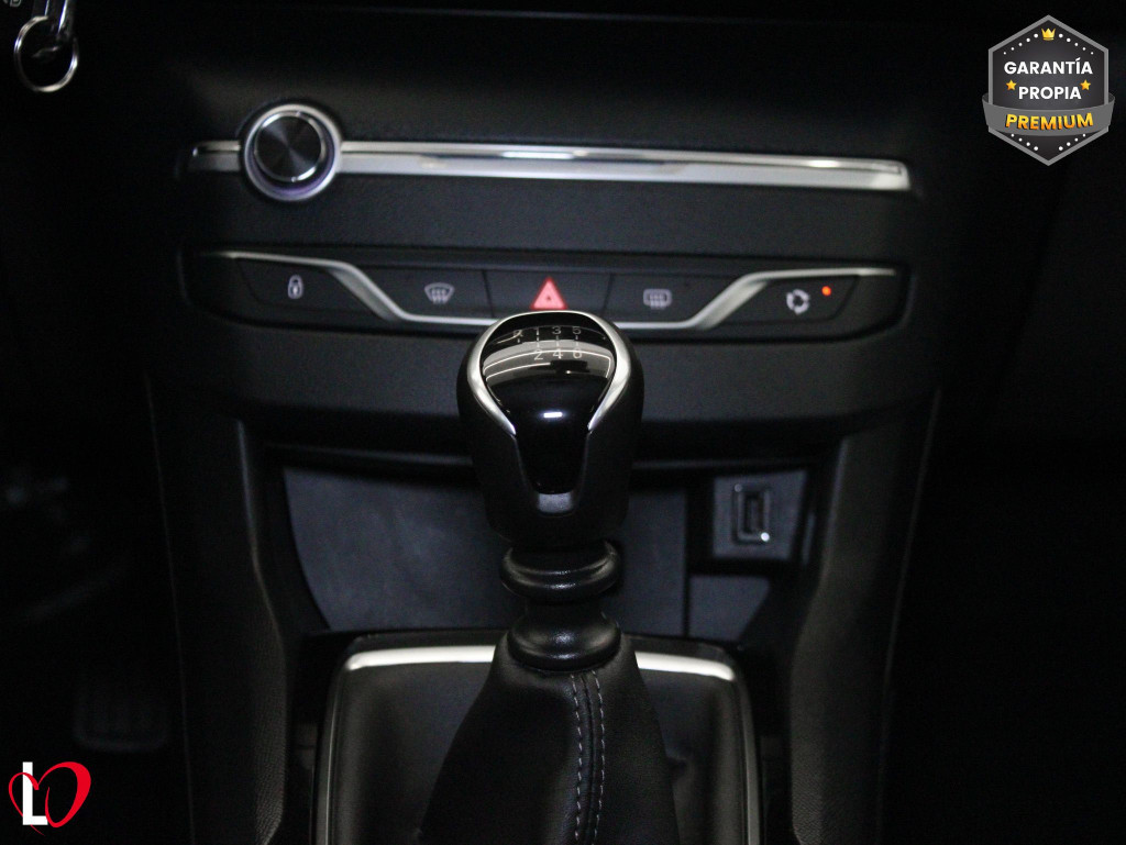 PEUGEOT 308 ACTIVE PACK BlueHDi 100 S&S 6 VEL de segunda mano