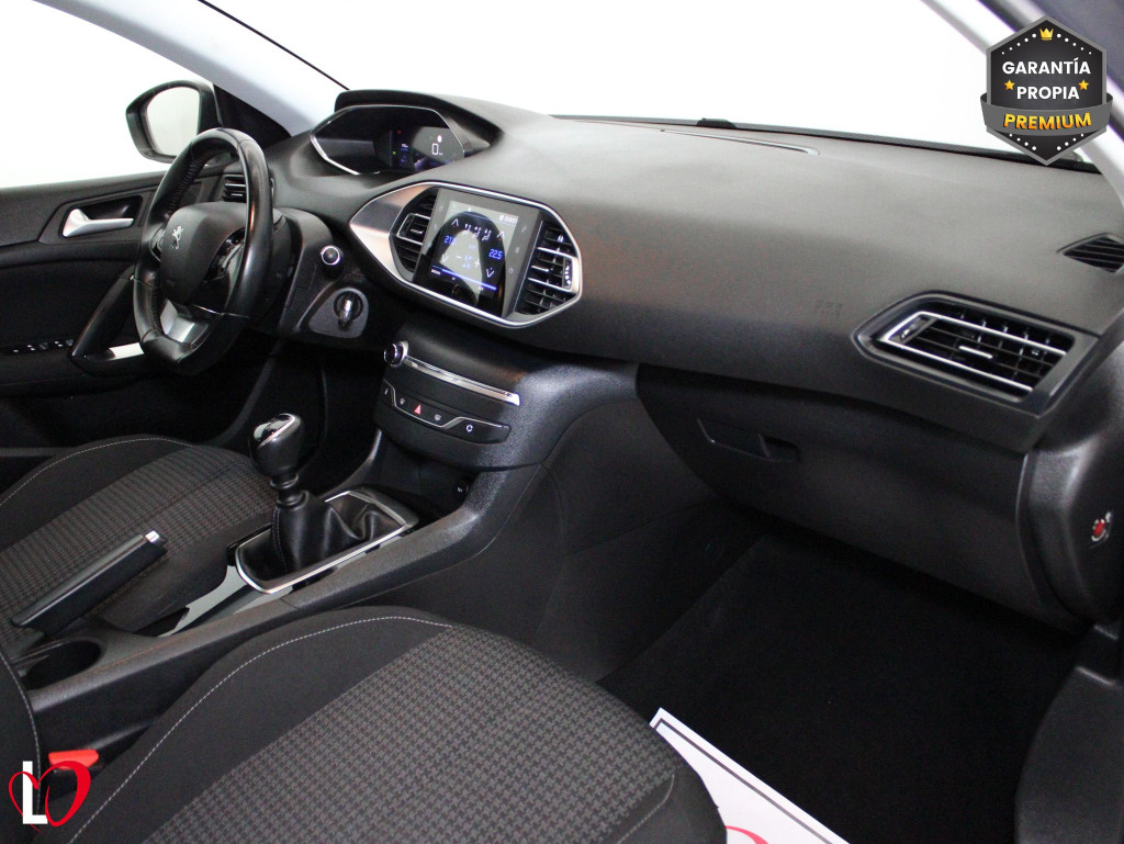 PEUGEOT 308 ACTIVE PACK BlueHDi 130 S&S 6vel MAN de segunda mano