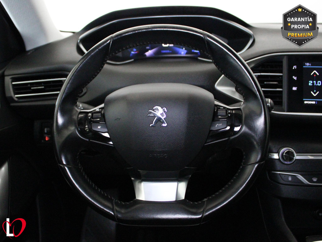 PEUGEOT 308 ACTIVE PACK BlueHDi 130 S&S 6vel MAN de segunda mano