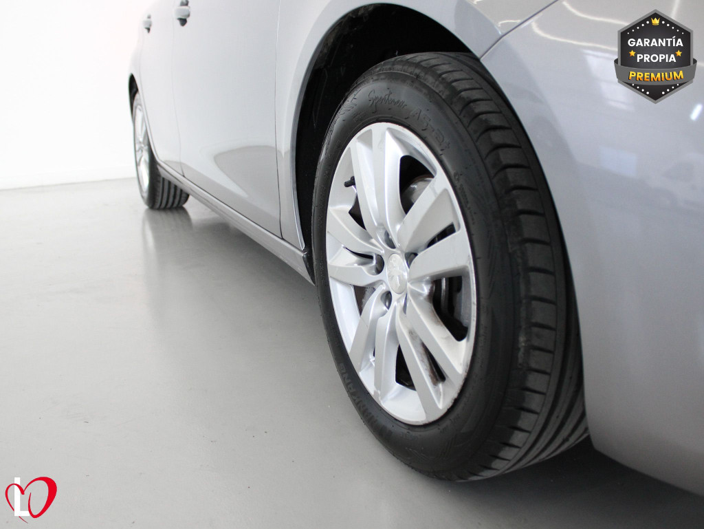 PEUGEOT 308 ACTIVE PACK BlueHDi 130 S&S 6vel MAN de segunda mano