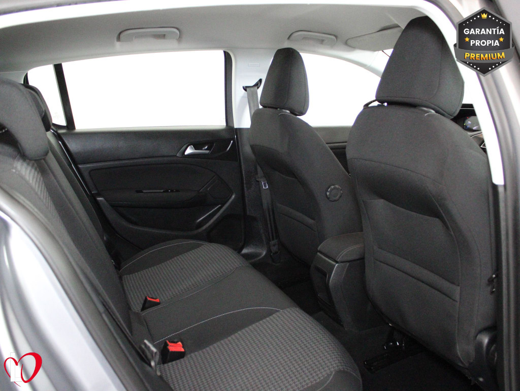 PEUGEOT 308 ACTIVE PACK BlueHDi 130 S&S 6vel MAN de segunda mano