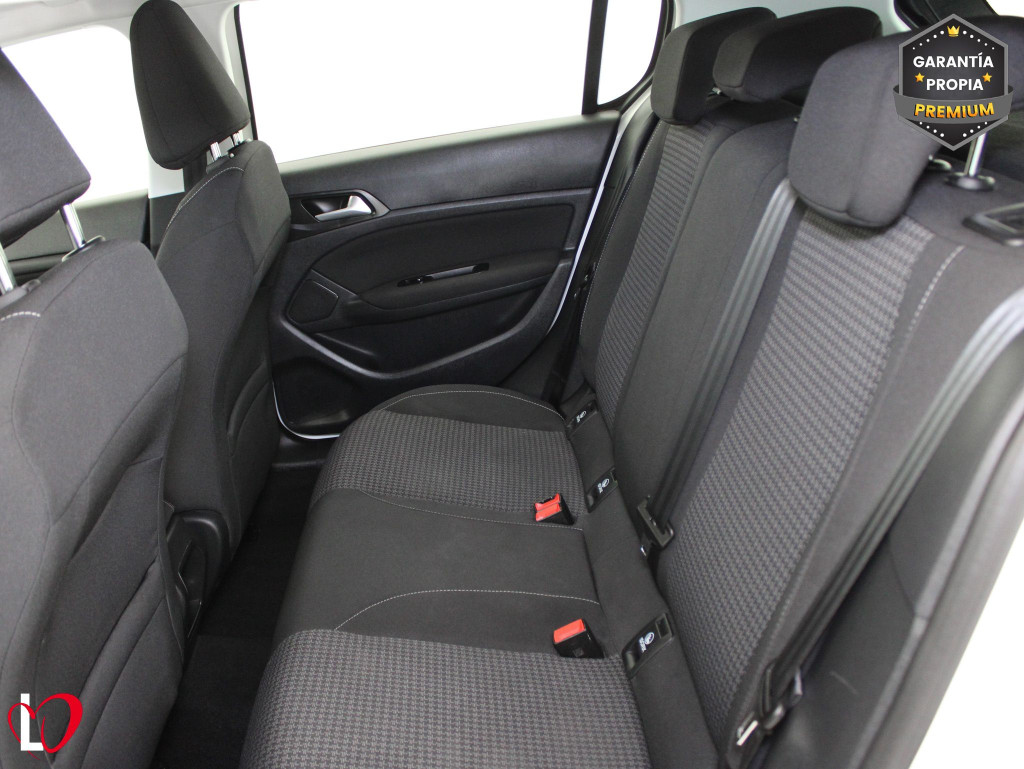 PEUGEOT 308 ACTIVE PACK BlueHDi 130 S&S 6vel MAN de segunda mano