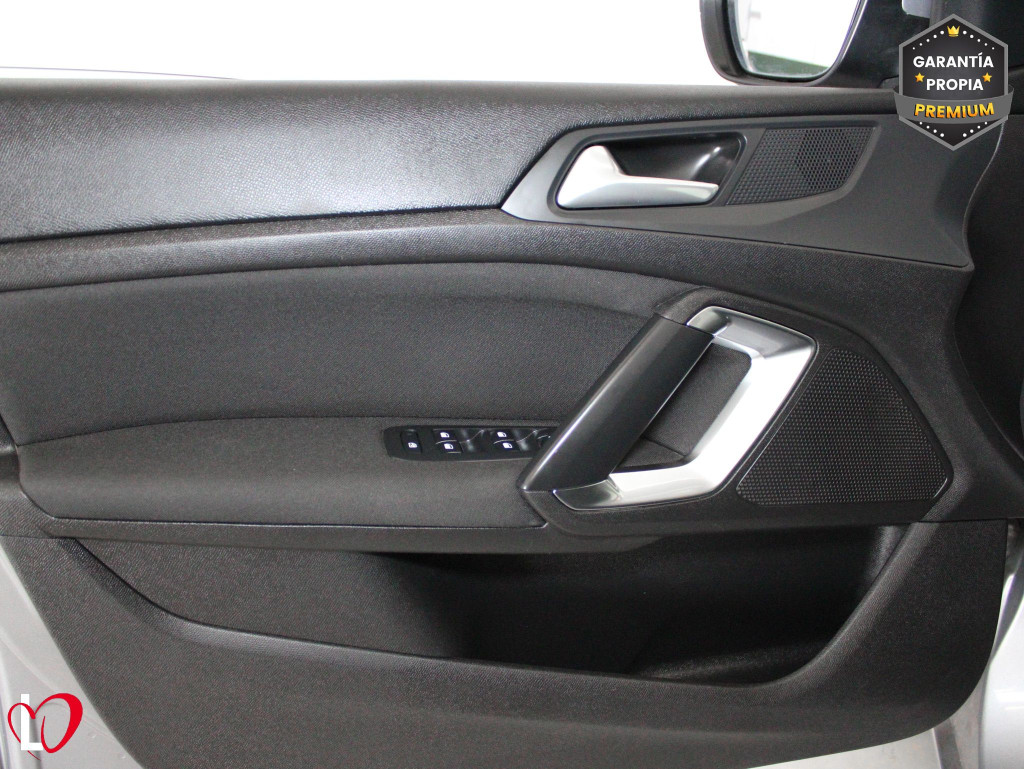 PEUGEOT 308 ACTIVE PACK BlueHDi 130 S&S 6vel MAN de segunda mano