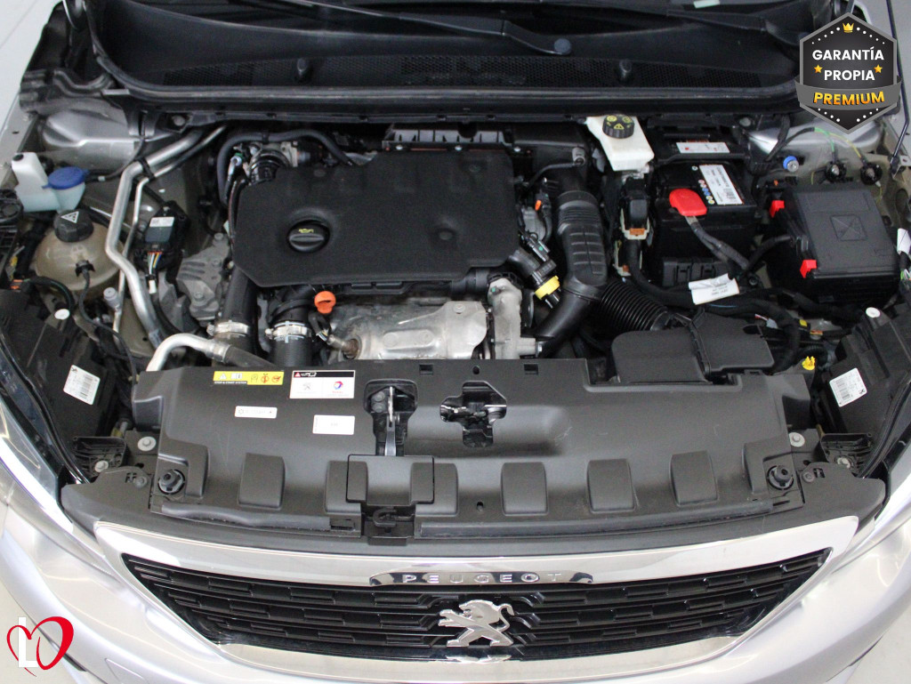 PEUGEOT 308 ACTIVE PACK BlueHDi 130 S&S 6vel MAN de segunda mano