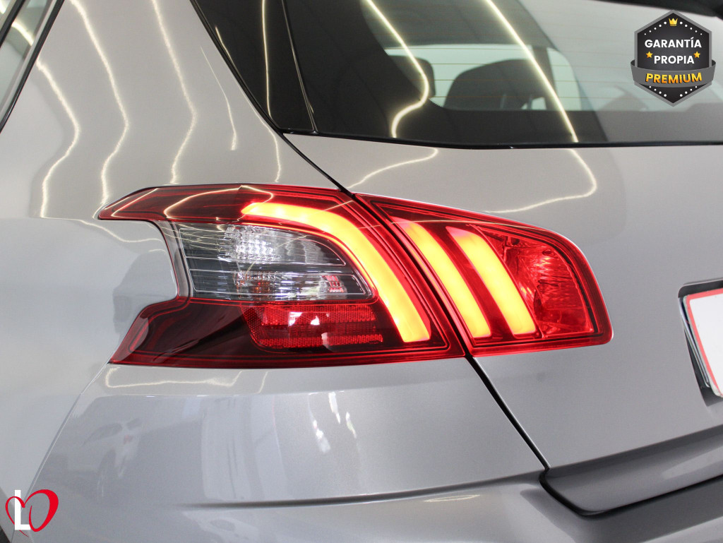 PEUGEOT 308 ACTIVE PACK BlueHDi 130 S&S 6vel MAN de segunda mano
