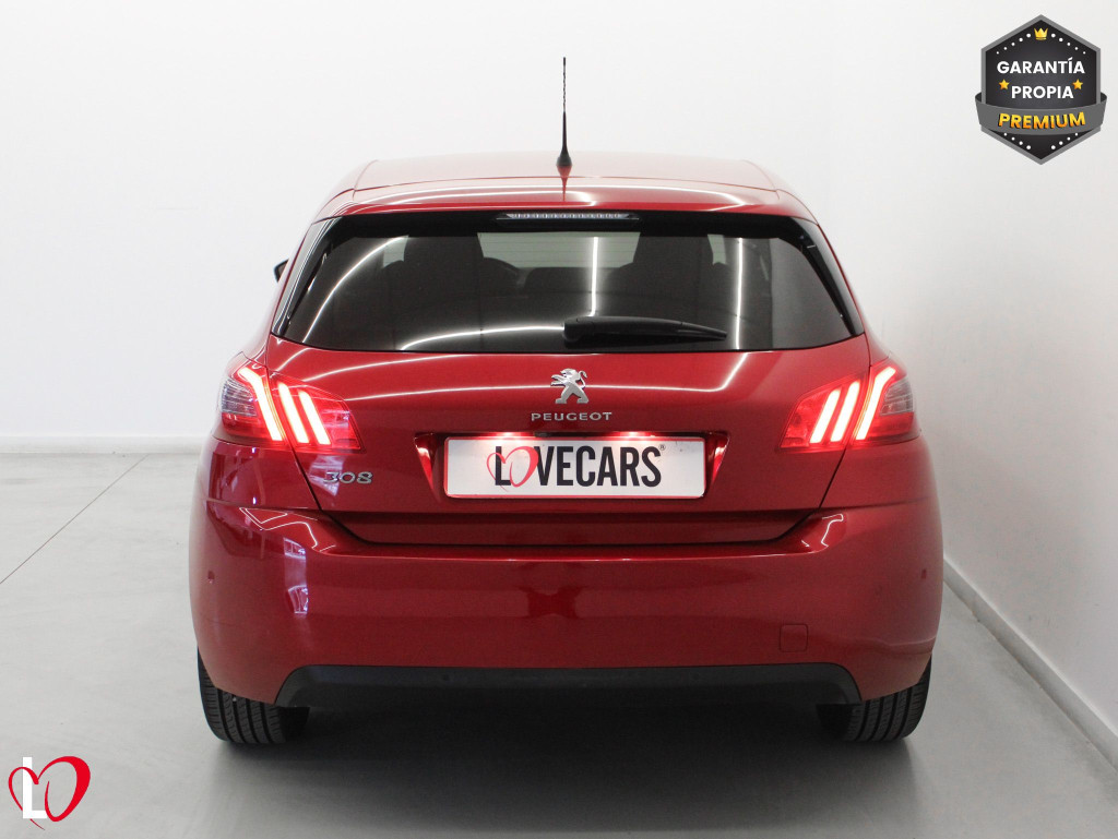 PEUGEOT 308 ALLURE PACK BlueHDi 130 S&S 6 VEL de segunda mano