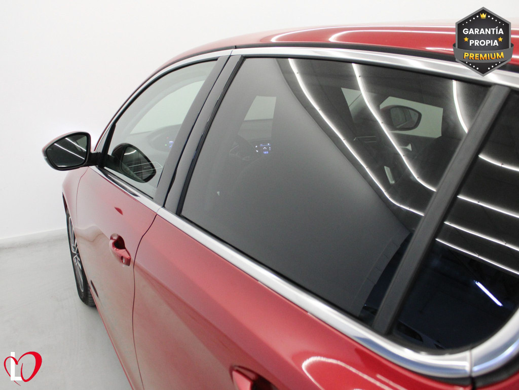 PEUGEOT 308 ALLURE PACK BlueHDi 130 S&S 6 VEL de segunda mano