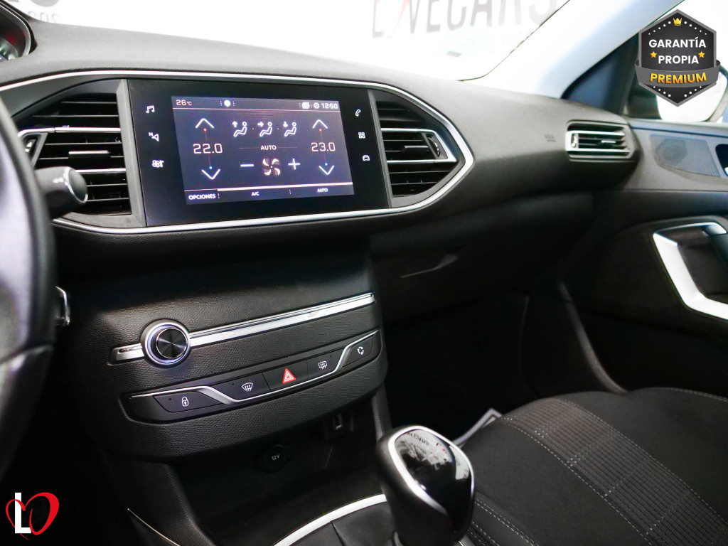 PEUGEOT 308 BlueHDI S&S ALLURE 6 VEL 130 de segunda mano