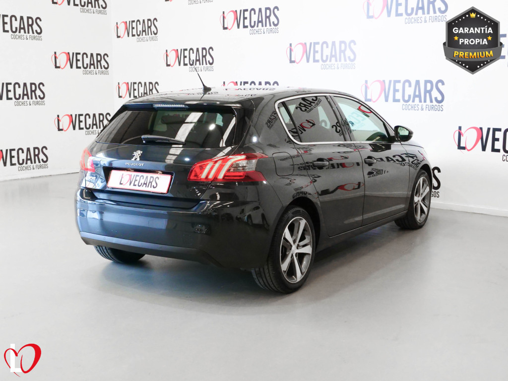 PEUGEOT 308 BlueHDI S&S ALLURE 6 VEL 130 de segunda mano