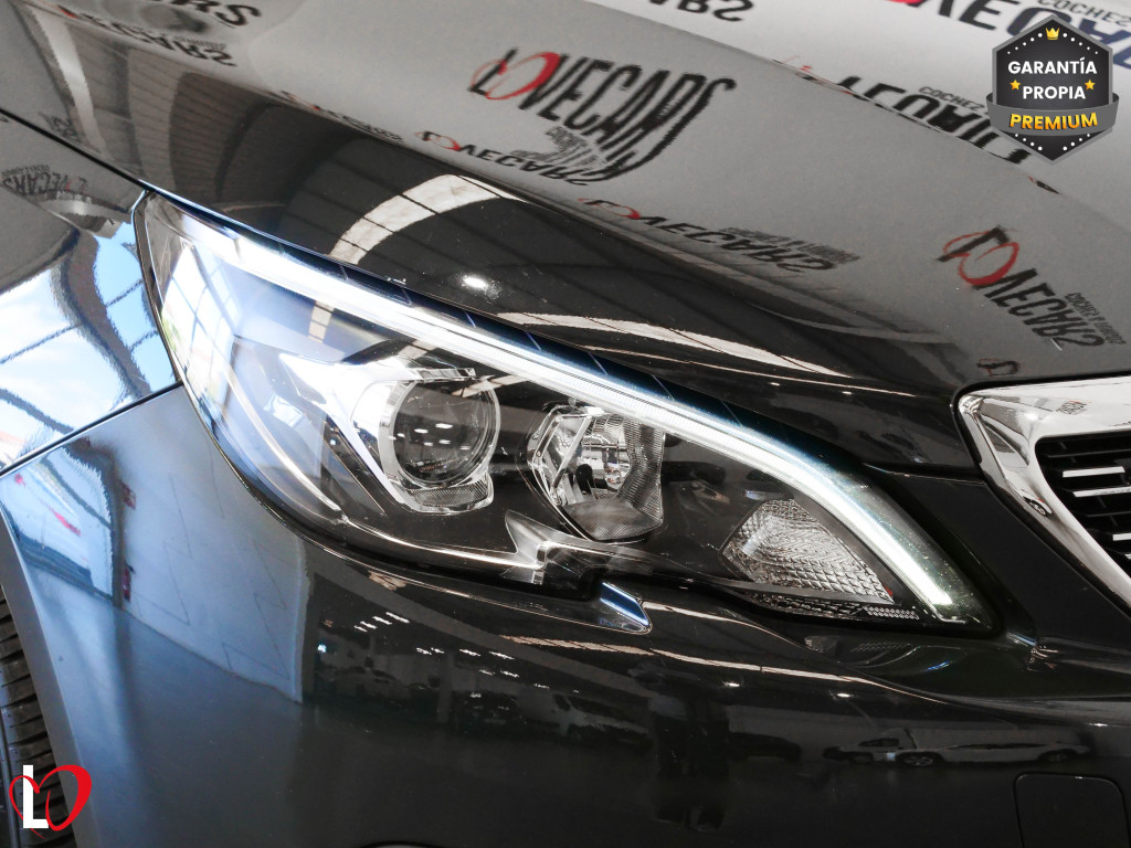PEUGEOT 308 BlueHDI S&S ALLURE 6 VEL 130 de segunda mano