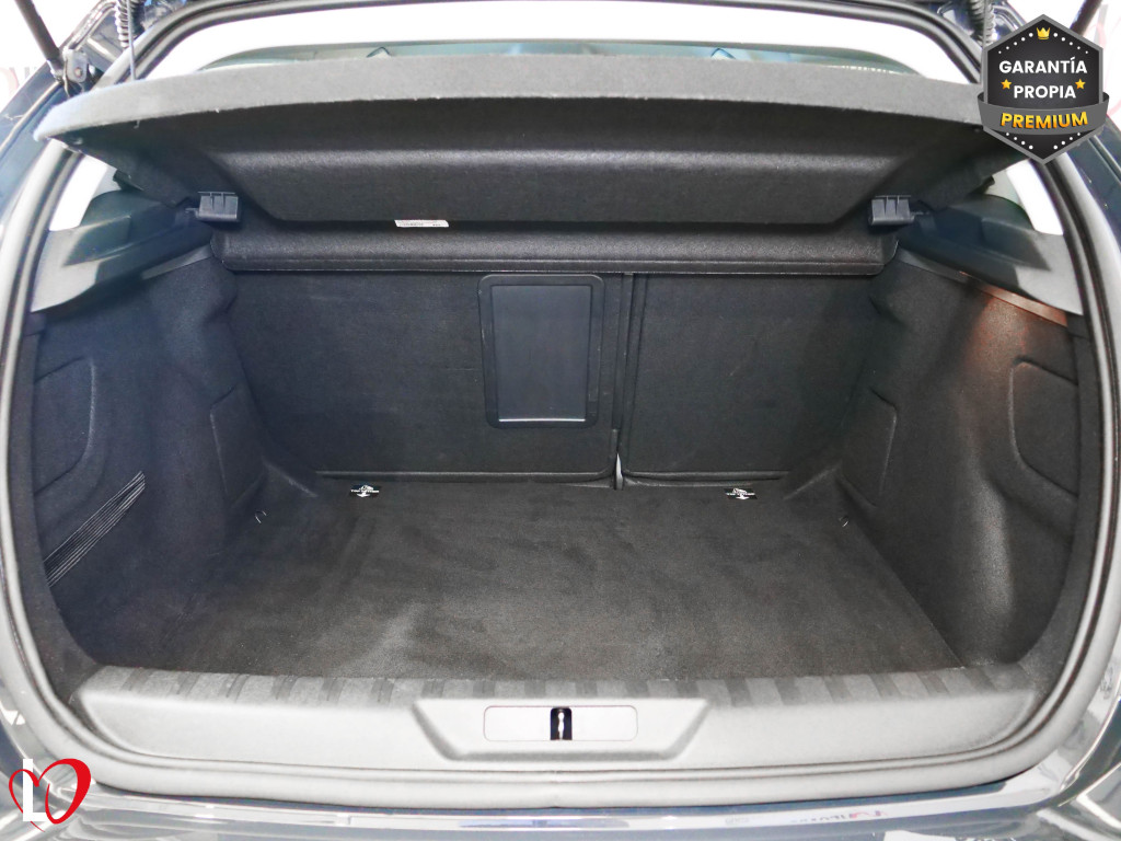 PEUGEOT 308 BlueHDI S&S ALLURE 6 VEL 130 de segunda mano