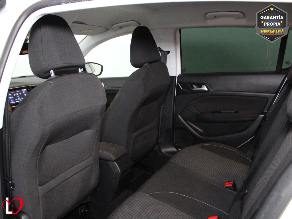PEUGEOT 308 BlueHDI S&S EAT8 ACTIVE PACK 130 de segunda mano