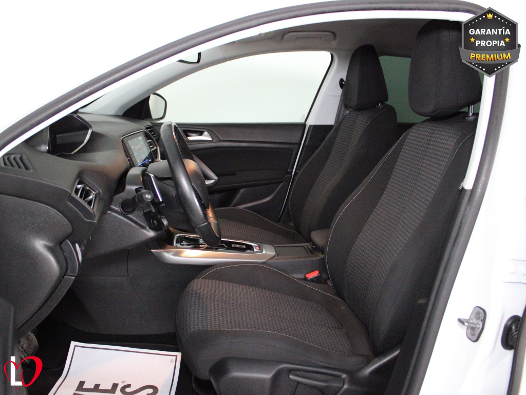 PEUGEOT 308 BlueHDI S&S EAT8 ACTIVE PACK 130 de segunda mano