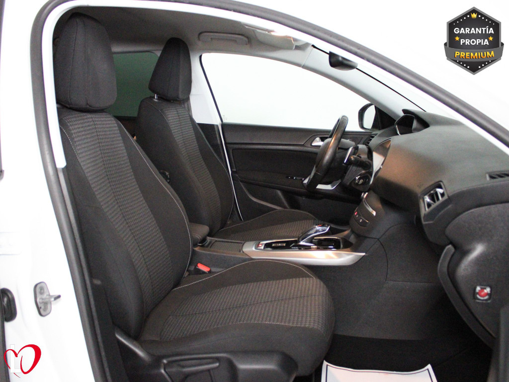 PEUGEOT 308 BlueHDI S&S EAT8 ACTIVE PACK 130 de segunda mano