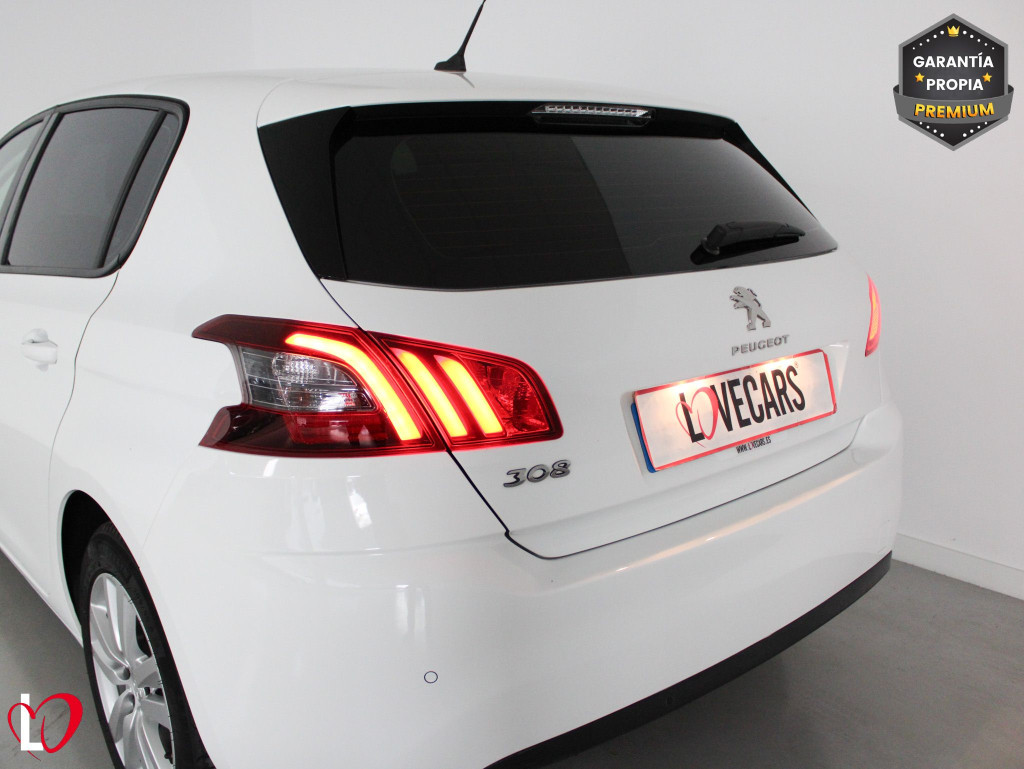 PEUGEOT 308 BlueHDI S&S EAT8 ACTIVE PACK 130 de segunda mano
