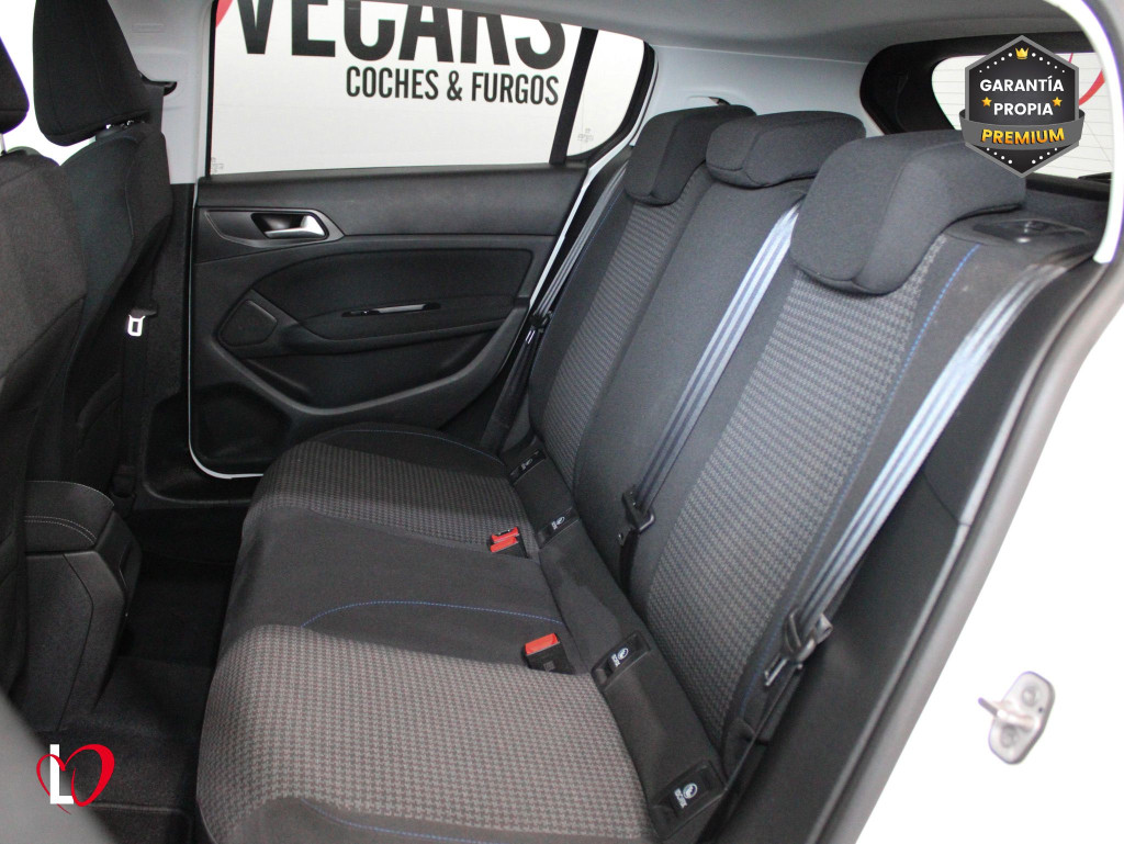 PEUGEOT 308 BlueHDI S&S STYLE 100 de segunda mano